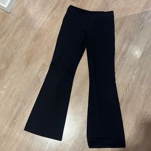 Lululemon Groove Pant size 6